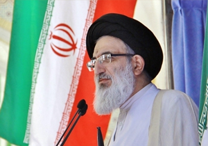 مردم جنگ اقتصادی دشمن را با حمایت از کالای ایرانی ناکام بگذارند 