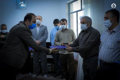 تصاویر کمک مومنانه